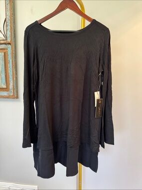DG2 by Diane Gilman Black Long-Sleeve Tunic Top NWT L